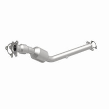 Load image into Gallery viewer, MagnaFlow Direct Fit Catalytic Converter 2005-2007 Cobalt 2 L Underbody