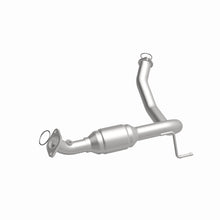 Load image into Gallery viewer, MagnaFlow Direct Fit Catalytic Converter 05-07 4-Run/FJ D/S rr OEM