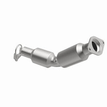Load image into Gallery viewer, MagnaFlow Direct Fit Catalytic Converter 2010-2015 Prius L4 1.8 OEM Underbody