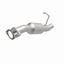 Load image into Gallery viewer, MagnaFlow Direct Fit Catalytic Converter 05 Silverado 2500HD 6.0L