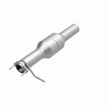 Load image into Gallery viewer, MagnaFlow Direct Fit Catalytic Converter 03-05 Ford F250/350 SD 6.0