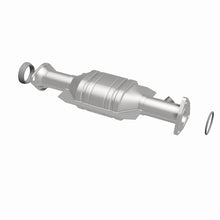 Load image into Gallery viewer, MagnaFlow Direct Fit Catalytic Converter 95 Honda Odyssey 2.2L