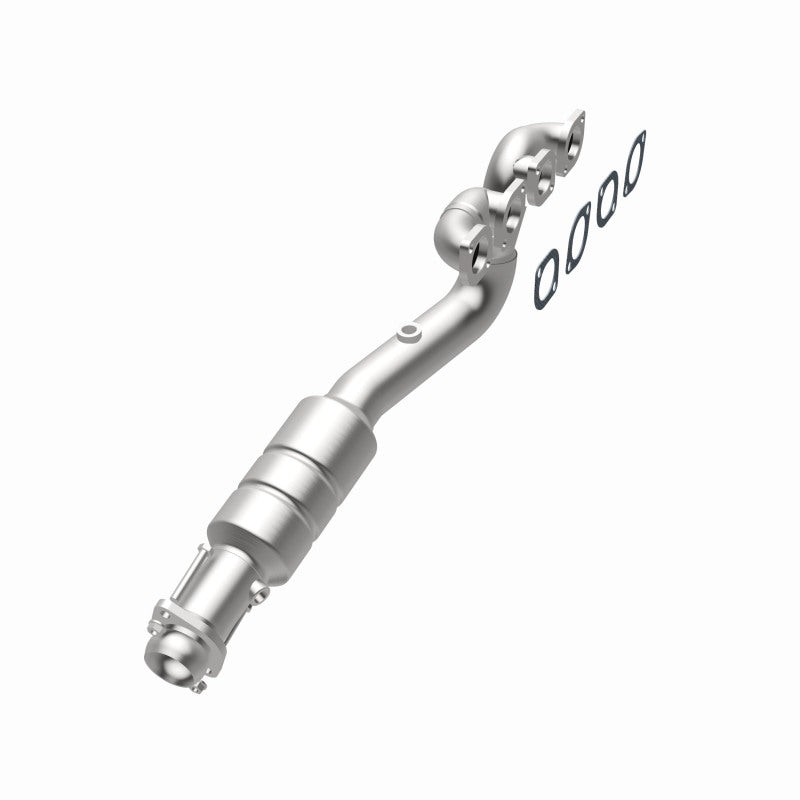 MagnaFlow Direct Fit Catalytic Converter 02-03 BMW 745i 4.4L D/S