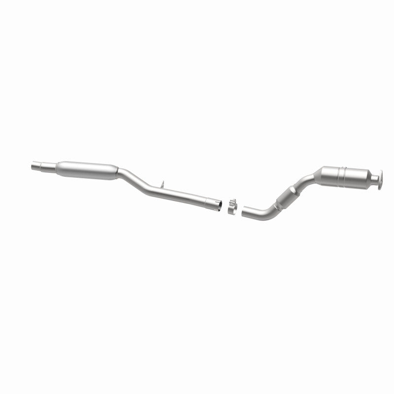 MagnaFlow Direct Fit Catalytic Converter 2005-2007 A6 QUATTRO 3.2L Underbody