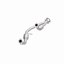 Load image into Gallery viewer, MagnaFlow Direct Fit Catalytic Converter Taurus 94
