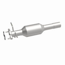 Load image into Gallery viewer, MagnaFlow Direct Fit Catalytic Converter 06 Focus ZX3 2.0/2.3L OEM