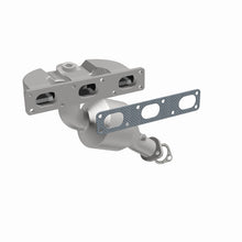 Load image into Gallery viewer, MagnaFlow Direct Fit Catalytic Converter 99-00 BMW Z3 L6 2.8L Rear Manifold