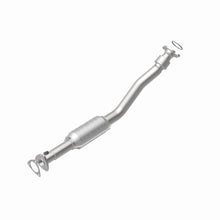 Load image into Gallery viewer, MagnaFlow Direct Fit Catalytic Converter 97-03 Chevy Malibu 3.1L
