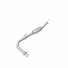 Load image into Gallery viewer, MagnaFlow Direct Fit Catalytic Converter 00-02 Tundra 4.7L 4WD FL