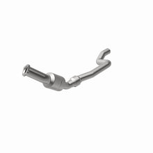 Load image into Gallery viewer, MagnaFlow Direct Fit Catalytic Converter 06-14 Chrysler 300 5.7L