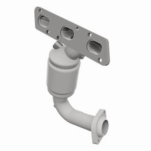 Load image into Gallery viewer, MagnaFlow Direct Fit Catalytic Converter MPV- 00-01 6 2.5L OEM