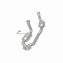 Load image into Gallery viewer, MagnaFlow Direct Fit Catalytic Converter 01-03 Windstar 3.8 OEM