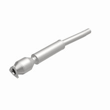 Load image into Gallery viewer, MagnaFlow Direct Fit Catalytic Converter 04/06 VW Phaeton 4.2L Rear Passenger Side
