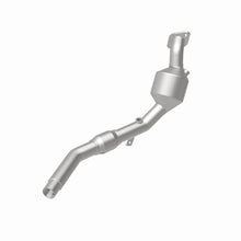 Load image into Gallery viewer, MagnaFlow Direct Fit Catalytic Converter 02-03 Freelander 2.5L