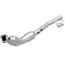 Load image into Gallery viewer, MagnaFlow Direct Fit Catalytic Converter 06-08 Range Rover P/S OEM