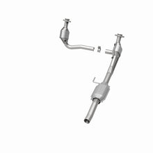 Load image into Gallery viewer, MagnaFlow Direct Fit Catalytic Converter 00 Dodge Dakota 3.9L 2wd