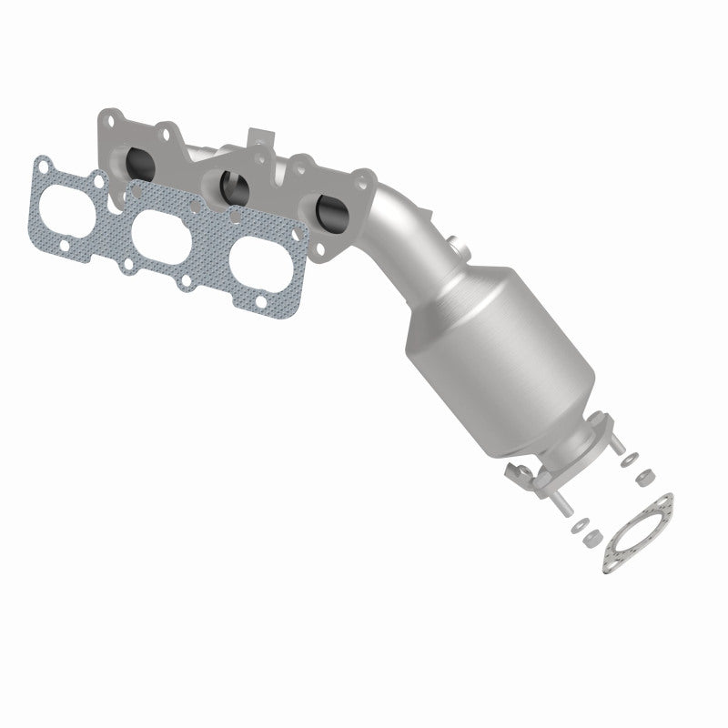 MagnaFlow Direct Fit Catalytic Converter 10-12 Hyundai Genesis 3.8L