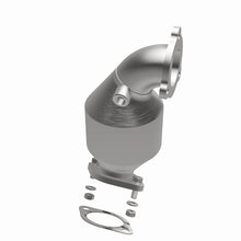 Load image into Gallery viewer, MagnaFlow Direct Fit Catalytic Converter OEM 13-15 Hyundai Veloster 1.6L Underbody