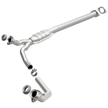 Load image into Gallery viewer, MagnaFlow Direct Fit Catalytic Converter 00-02 Chevy Van 4.3L/5.0L