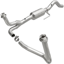 Load image into Gallery viewer, MagnaFlow Direct Fit Catalytic Converter 00-03 Durango 4WD OEM
