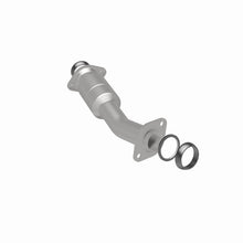 Load image into Gallery viewer, MagnaFlow Direct Fit Catalytic Converter 11-15 Sienna 3.5 Underbody