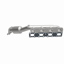 Load image into Gallery viewer, MagnaFlow Direct Fit Catalytic Converter 07 Titan 5.6L D/S manif OEM