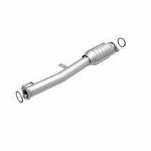 Load image into Gallery viewer, MagnaFlow Direct Fit Catalytic Converter 97-97 Toyota RAV4 2.0L 49S