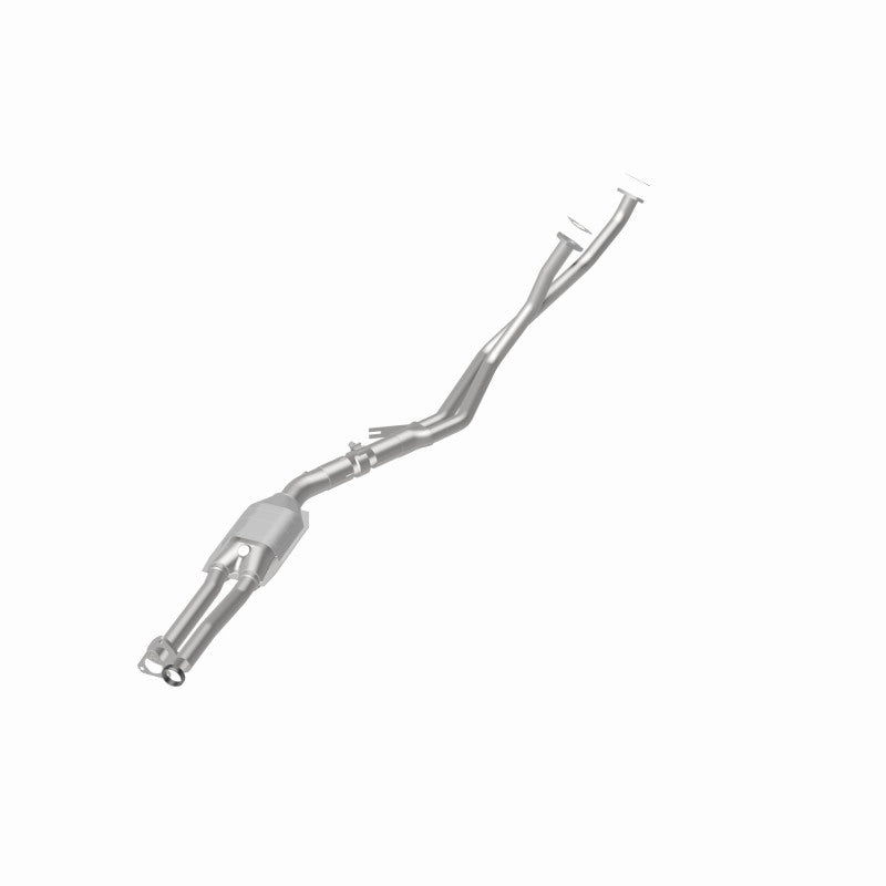 MagnaFlow Direct Fit Catalytic Converter BMW 80 88