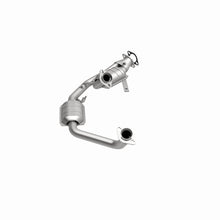 Load image into Gallery viewer, MagnaFlow Direct Fit Catalytic Converter Taurus 96-99 3.0L