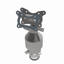 Load image into Gallery viewer, MagnaFlow Direct Fit Catalytic Converter 10-11 Honda CR-V 2.4L