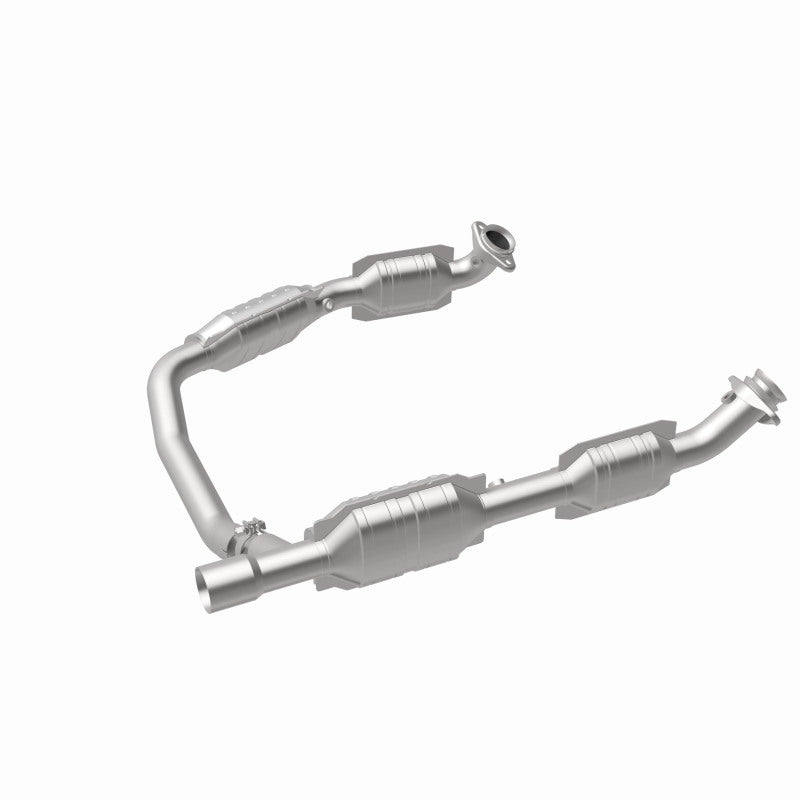 MagnaFlow Direct Fit Catalytic Converter 06 Ford E350 Van 5.4L