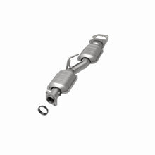 Load image into Gallery viewer, MagnaFlow Direct Fit Catalytic Converter 96-98 Ford Explorer 4.0L