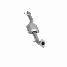 Load image into Gallery viewer, MagnaFlow Direct Fit Catalytic Converter 98-00 Toyota RAV4 2.0L
