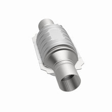Load image into Gallery viewer, MagnaFlow Universal Catalytic Converter 2.25inch w/ single O2