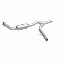 Load image into Gallery viewer, MagnaFlow Direct Fit Catalytic Converter F-150 04-06 8 4.6L OEM