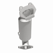 Load image into Gallery viewer, MagnaFlow Direct Fit Catalytic Converter 17-18 Chrysler Pacifica 3.6L