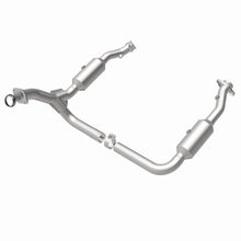 Load image into Gallery viewer, MagnaFlow DF Conv Ford/Mercury 06-10 Explorer/Mountaineer/ 07-10 Explorer SportTrac 4.0L Y-Pipe Assy