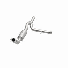 Load image into Gallery viewer, MagnaFlow Direct Fit Catalytic Converter F-150 04-06 8 4.6L OEM