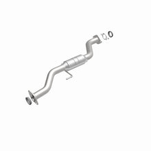 Load image into Gallery viewer, MagnaFlow Direct Fit Catalytic Converter 06-08 Suzuki Grand Vitara 2.7L