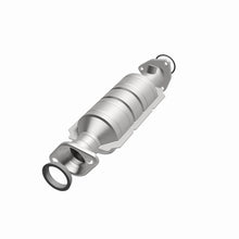 Load image into Gallery viewer, MagnaFlow Direct Fit Catalytic Converter 1998 Honda Odyssey 2.3L
