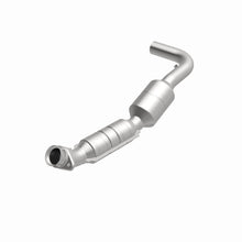 Load image into Gallery viewer, MagnaFlow Direct Fit Catalytic Converter 05-07 Ford E150 4.6L Driver Side