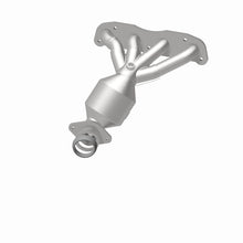 Load image into Gallery viewer, MagnaFlow Direct Fit Catalytic Converter 09-14 Sentra 2.0L Manifold