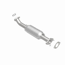 Load image into Gallery viewer, MagnaFlow Direct Fit Catalytic Converter 98-00 Niss Pathfinder 3.3L