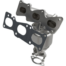 Load image into Gallery viewer, MagnaFlow Direct Fit Catalytic Converter 2016 Sorento V6 3.3 OEM Manifold