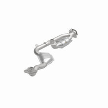 Load image into Gallery viewer, MagnaFlow Direct Fit Catalytic Converter 99-01 Continental 4.6L 50S