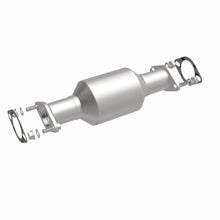 Load image into Gallery viewer, MagnaFlow Direct Fit Catalytic Converter 03-06 Kia Sorento 3.5L Rear (49 State)