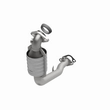 Load image into Gallery viewer, MagnaFlow Direct Fit Catalytic Converter Escort-Tracer 92-95