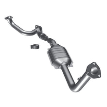 Load image into Gallery viewer, MagnaFlow Direct Fit Catalytic Converter 98-02 3.5L Isuzu Trooper DS