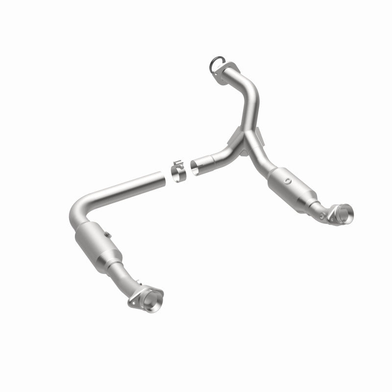 MagnaFlow DF Cat Conv 06-09 Ford Explorer/06-10 Mercury Mountaineer 4.6L Y-Pipe Assembly (49 State)