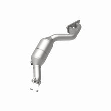 Load image into Gallery viewer, MagnaFlow Direct Fit Catalytic Converter 07-10 Audi S6 5.2L Passenger Rear Manifold